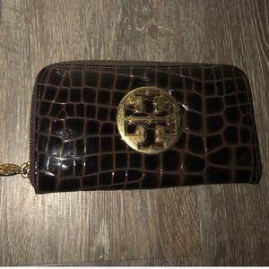 Tory Burch croc effect wallet